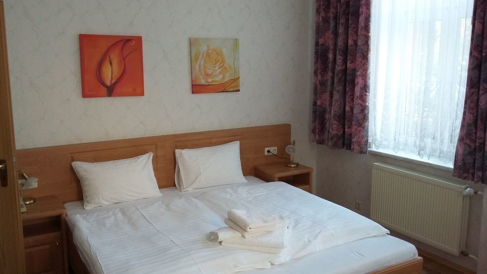 באד אלסטר Hotel - Pension Vesta מראה חיצוני תמונה